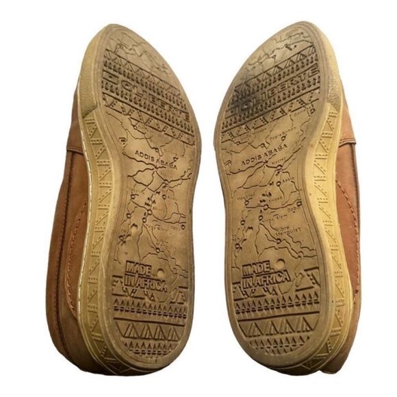 OLIBERTE Mens Tan Leather Round Toe Slip On Casual Oxford Shoes Sz 8 - Picture 3 of 4